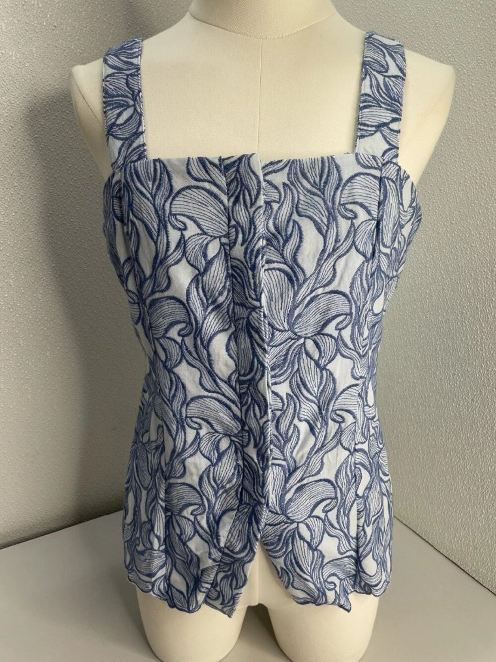 Allison New York Womens Tank Top Blue Size S Embroidered Lainey Button Up Cotton